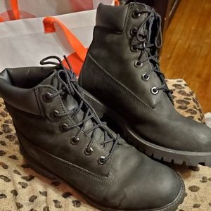 Black Timberlands